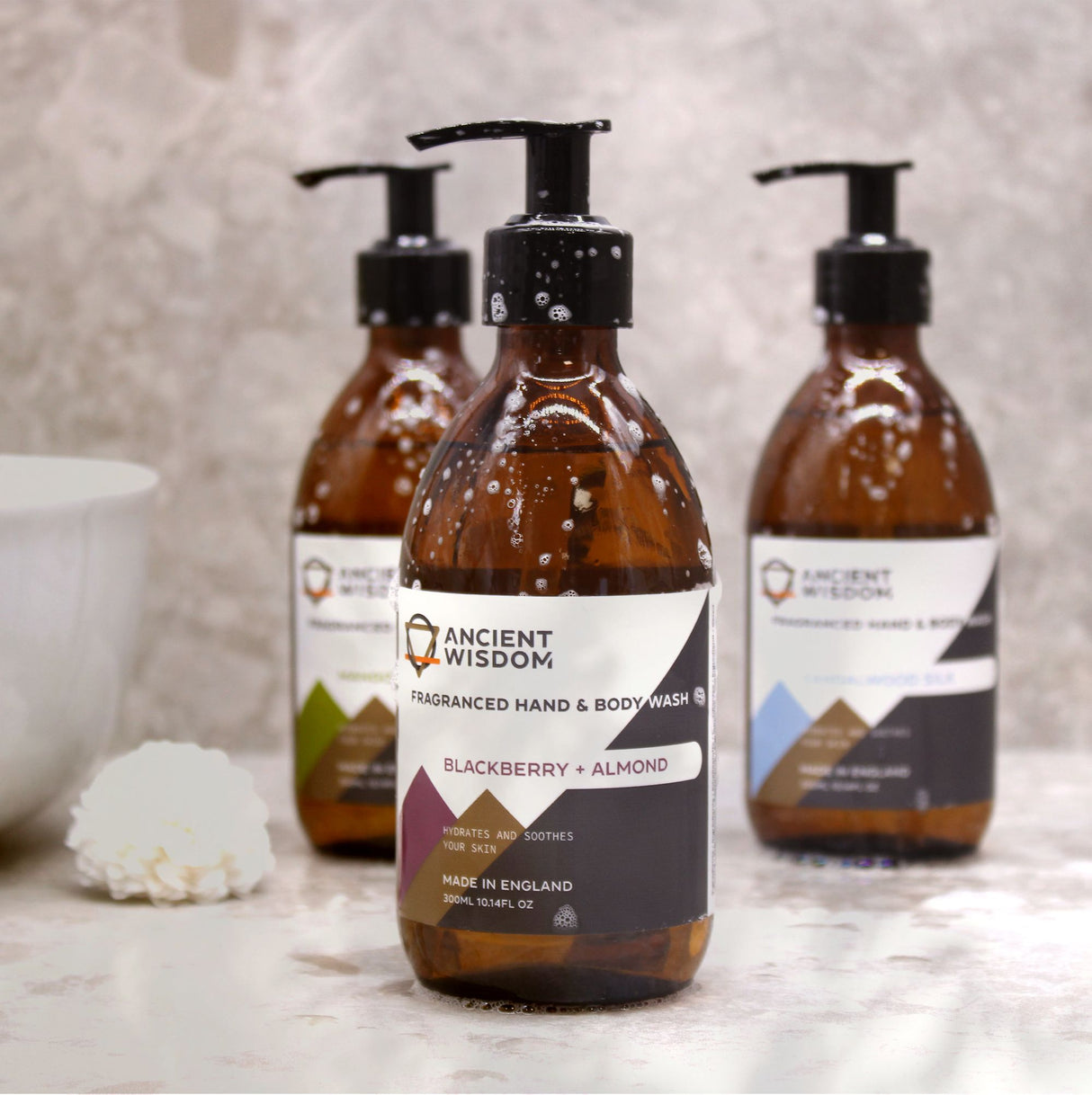 Мыло для рук и тела с малиной и гранатом 300ml