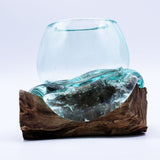 Mini Aquário de Peixe Dourado de Vidro Fundido sobre Madeira 20cm