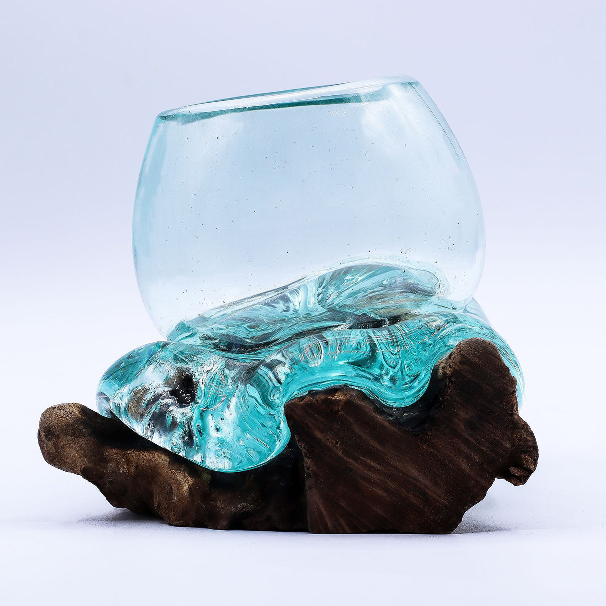 Mini Aquário de Peixe Dourado de Vidro Fundido sobre Madeira 20cm