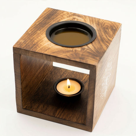 Quemador de Aceite Grande Cuadrado de Madera de Mango – Diosa de la Luna