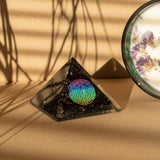Kleine Orgoniet Pyramides 5,5x4,5cm – Levensbloem – Zwarte Toermalijn Schilfers
