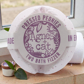 Agnes + Cat Bath Fizzer – Pressed Peonies
