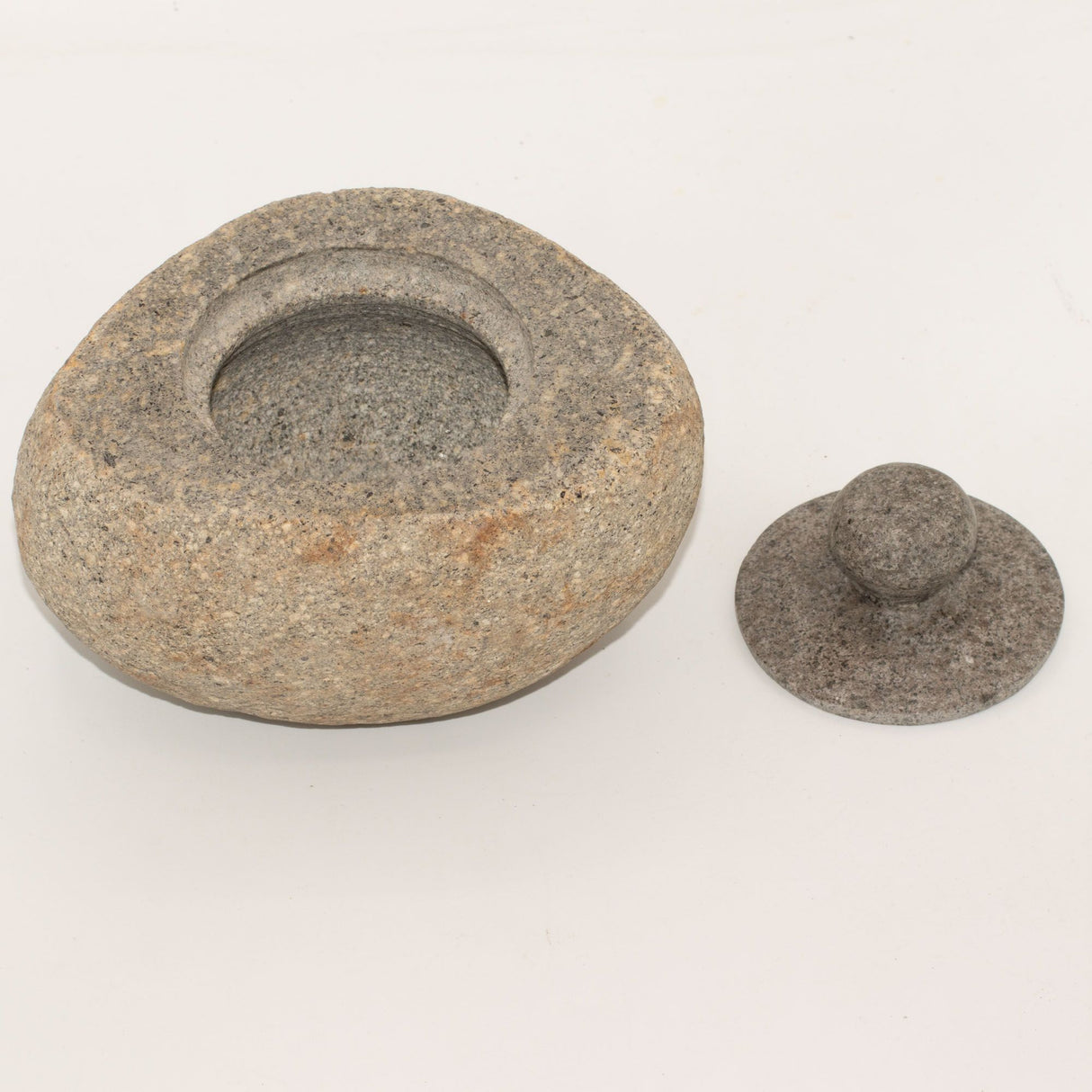 Natural Riverstone Grounding Pot – Large (approx 15x12cm)