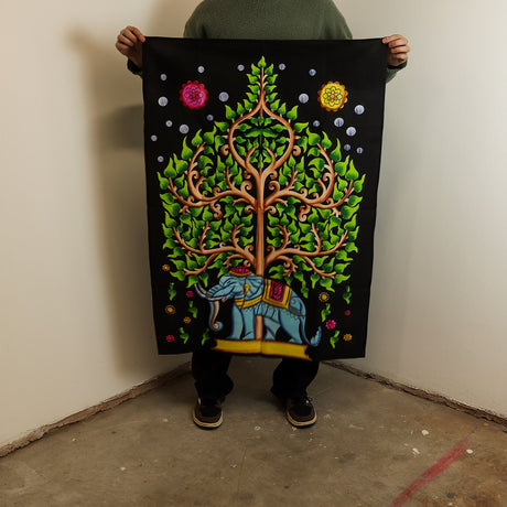 Βαμβακερή Τέχνη Τοίχου (70x110cm) – Ελέφαντας & Δέντρο της Ζωής