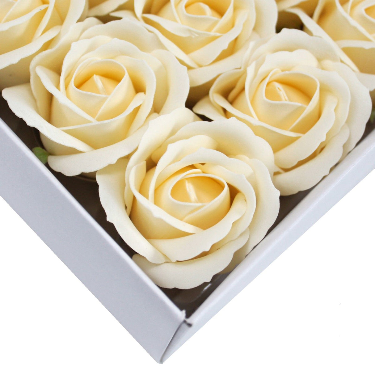 Savon artisanal fleurs moyen rose ivoire 10 pièces