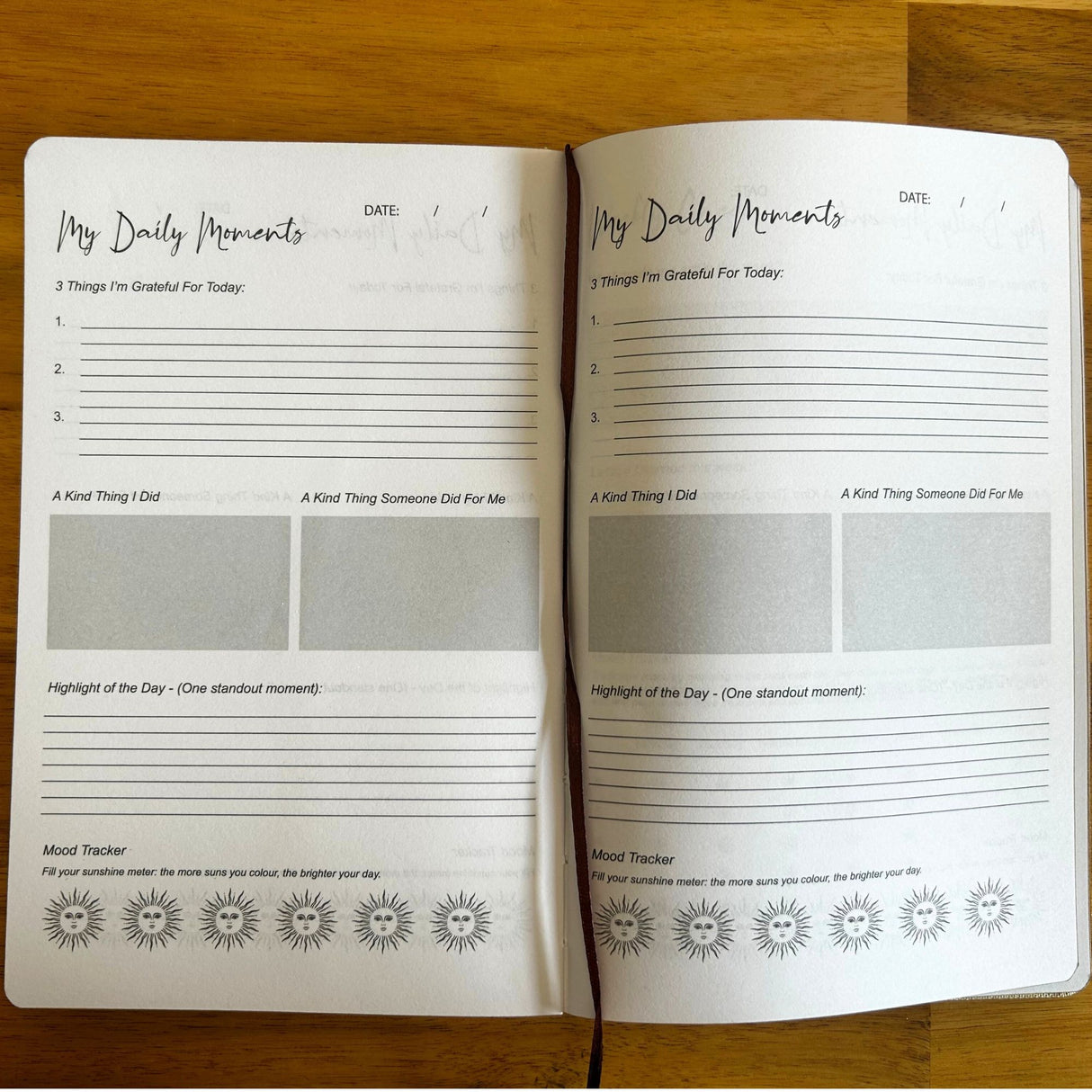 Blue Gratitude Journal with Silver Lining – 120 pages – I am Thankful For