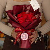 Ramo Grande de Rosas Rojas – El Amor es Eterno – Tarjeta de Regalo