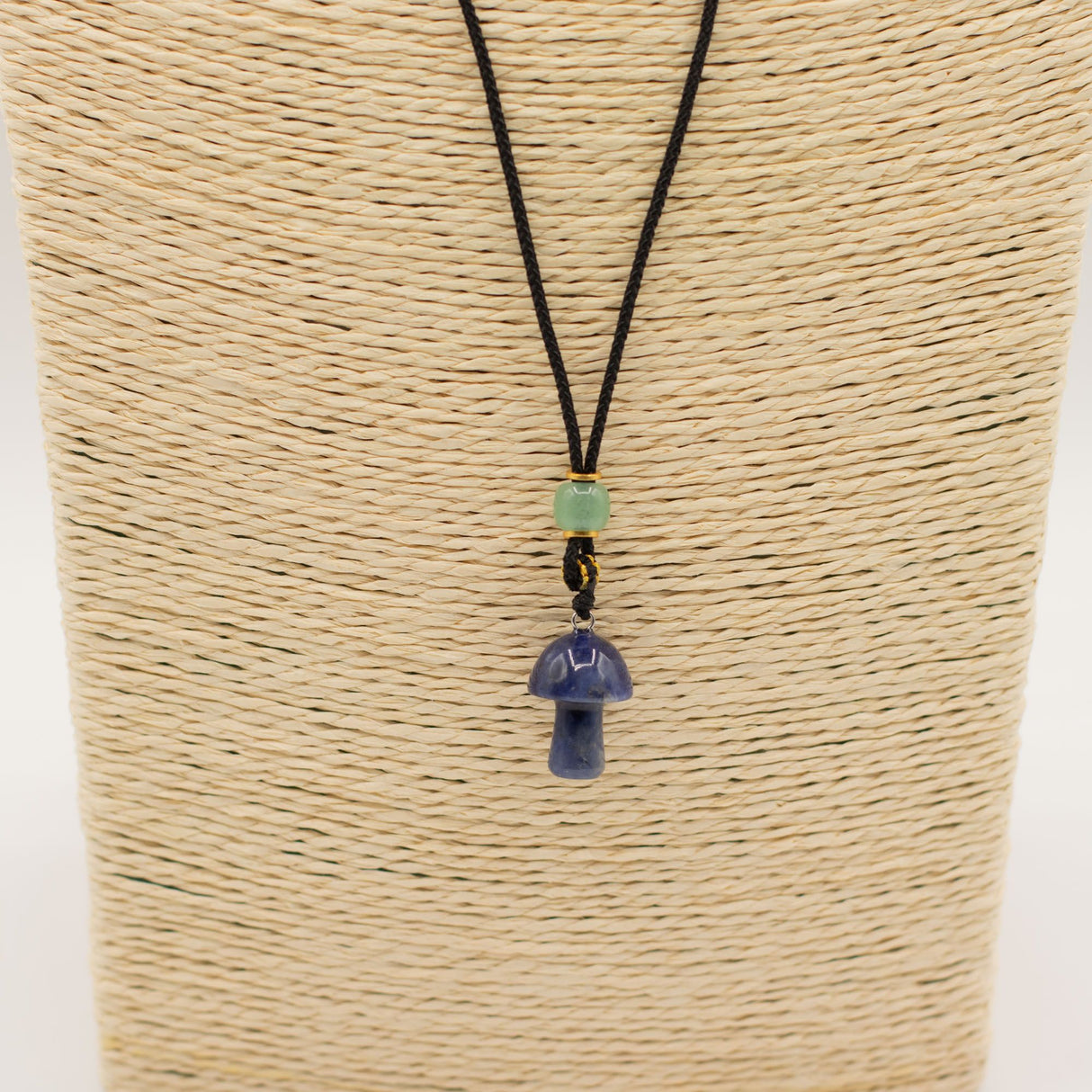 Cord Necklace Gemstone Pendant – Sodalite Mushroom