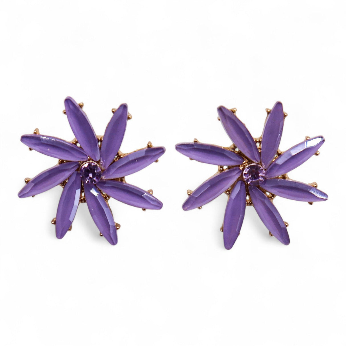 Lavender Vintage Glass Flower Stud Earrings