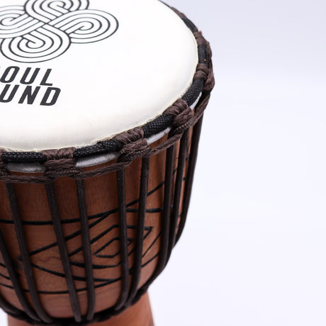 Tambour Djembe Pro Moyen – Son Âme (grave) – Moyen 40 cm (18 cm de diamètre)