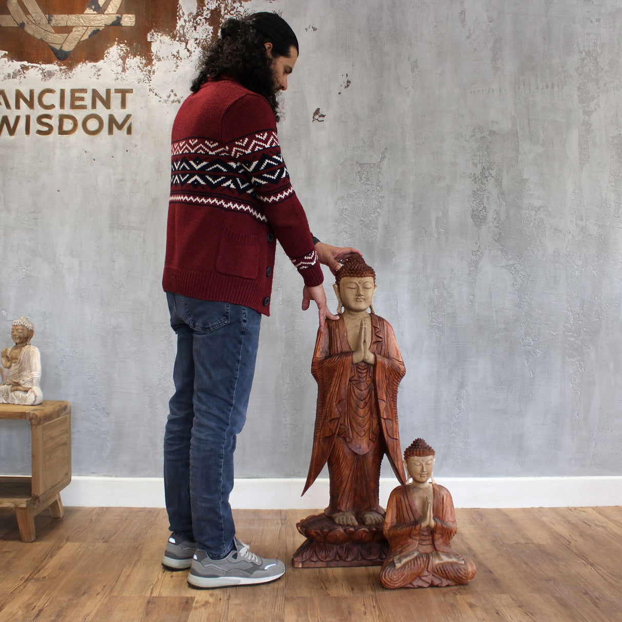 Buddha szobor álló 1m üdvözlet