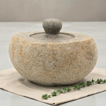 Naturalny kamienny garnek uziemiający - duży (ok. 15x12cm)
