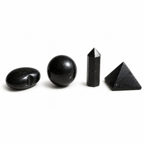 Quatro Formas de Pedras Preciosas - Turmalina Negra
