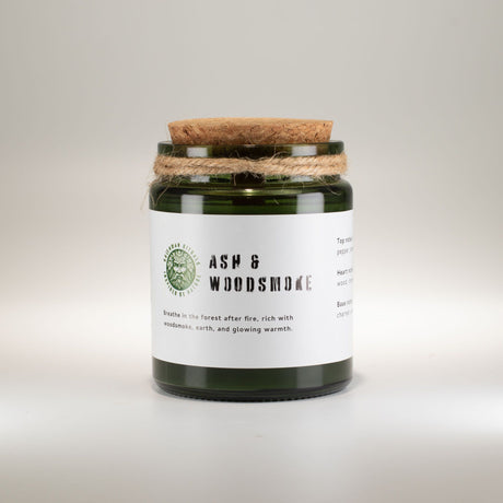 Greenman Woodwick sójová sviečka – Popol a dym z dreva