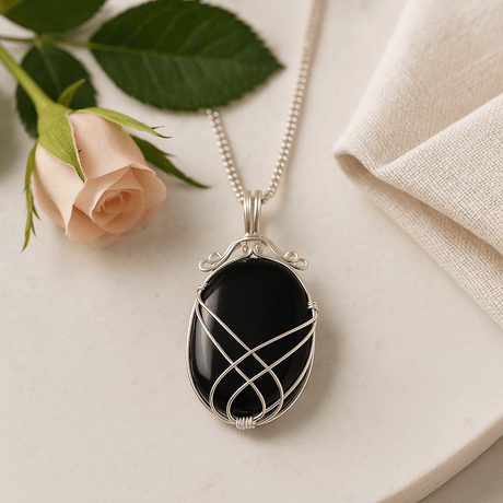 Black Onyx Pendant Necklace Swirl Setting 50 cm - SHAMTAM.COM