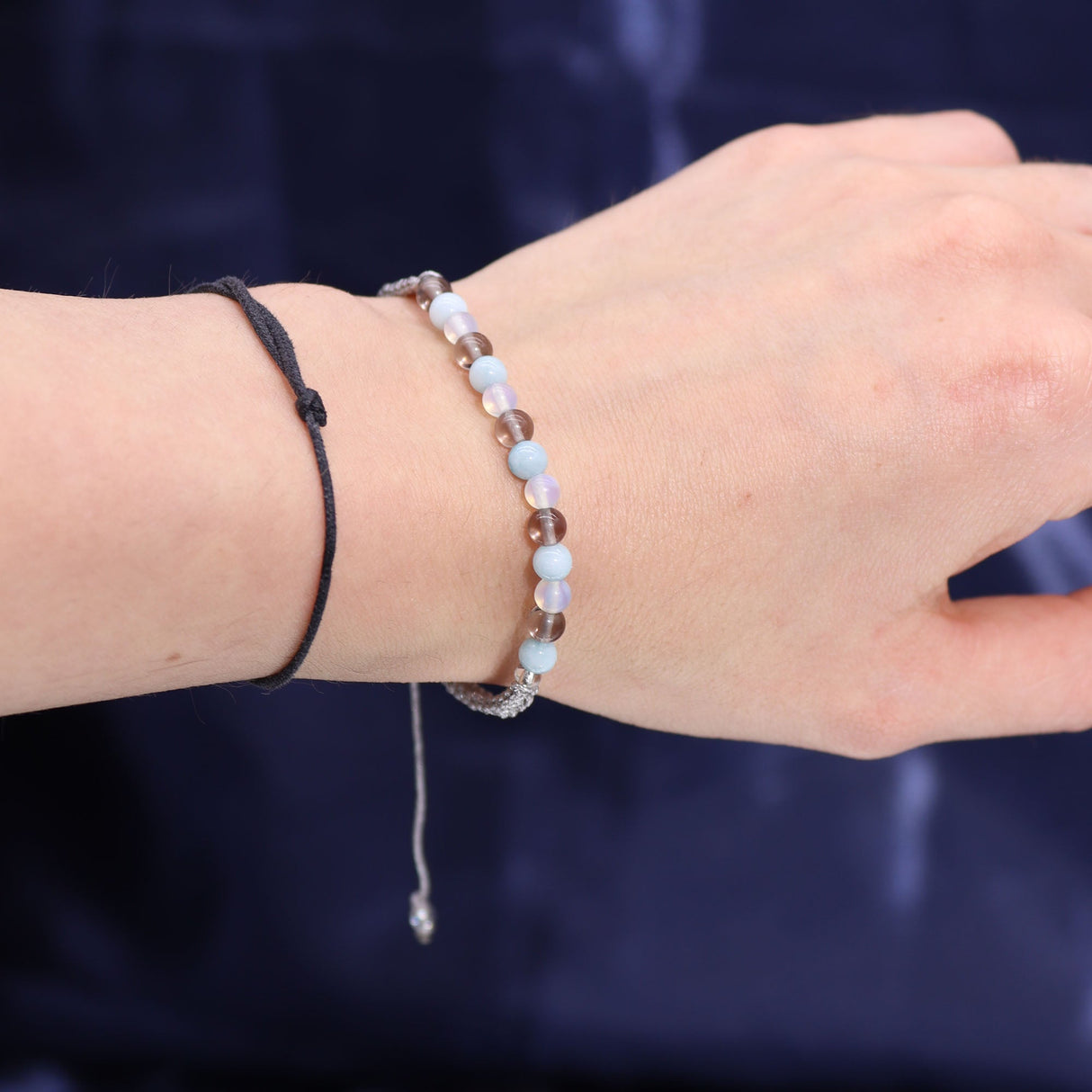 Cancer Zodiac Crystal Candle and Gemstone Bracelet Set - Enhance Intuition and Emotional Balance with Moonstone, Aquamarine, and Smoky Quartz - SHAMTAM.COM