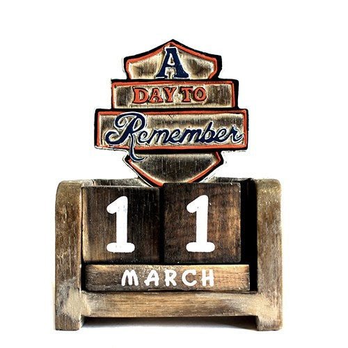 Perpetual Calendar Carved Sign - A Day to Remember - SHAMTAM.COM