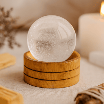 Sfera di Cristallo di Quarzo Trasparente 50mm con supporto