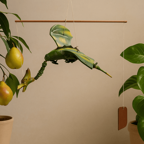 Dragon Mobile Green Coconut 37cm - SHAMTAM.COM