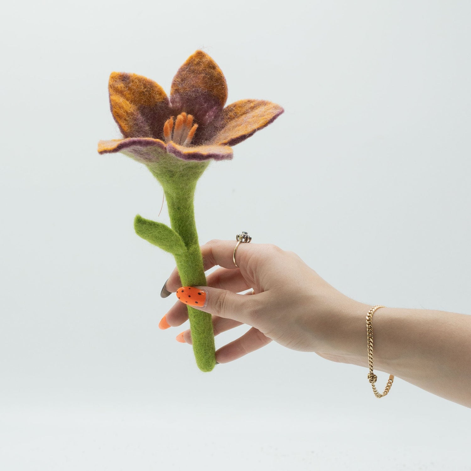 Felt Flowers - Lily (assorted colours) (6 pcs) - SHAMTAM.COM