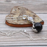 Black Agate Pendant Healing Hands Crystal Gemstone - SHAMTAM.COM