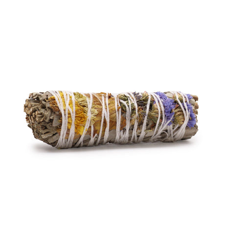 Good Vibes Smudge Stick: White Sage with Daisy Flower & Limonium Sinuatum (Purple & Lilac Statice) - 10cm - SHAMTAM.COM