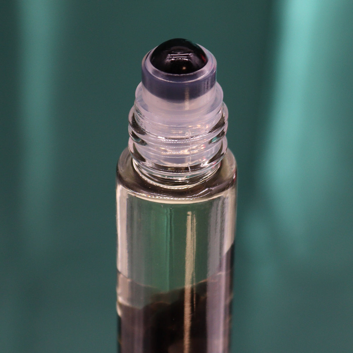 Perfume Oil Roll On - The Knight - SHAMTAM.COM