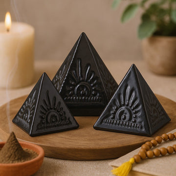 Set Stampi Piramide per Polvere d’Incenso 3 Pezzi Nero