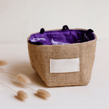 Jute gavepose med lavendel bomuldslining lille