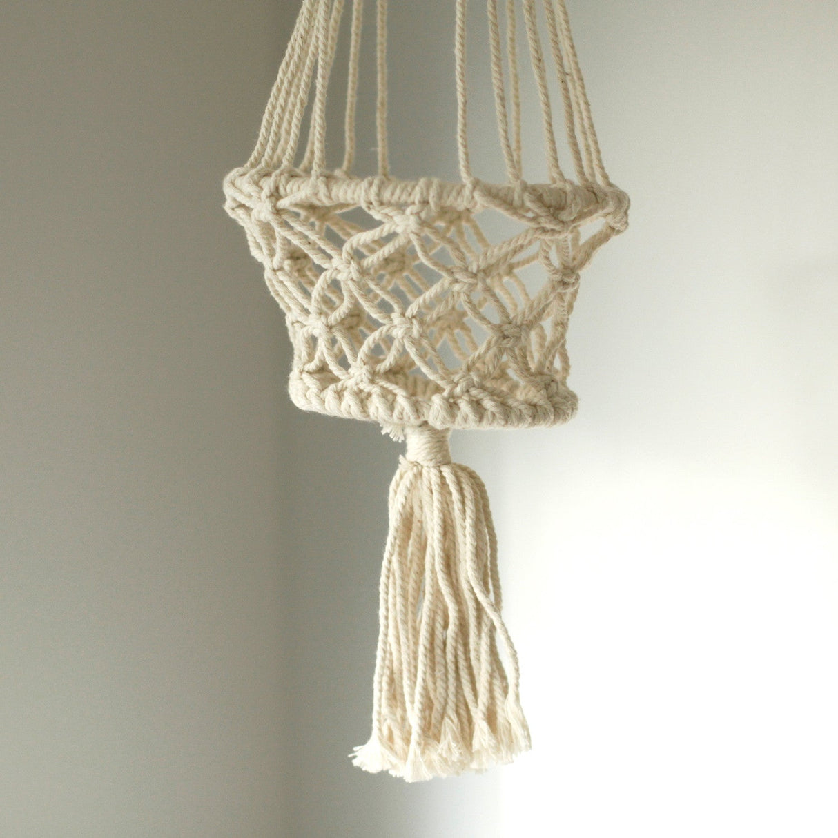 Macrame Pot Holder - Single Small Pot - SHAMTAM.COM