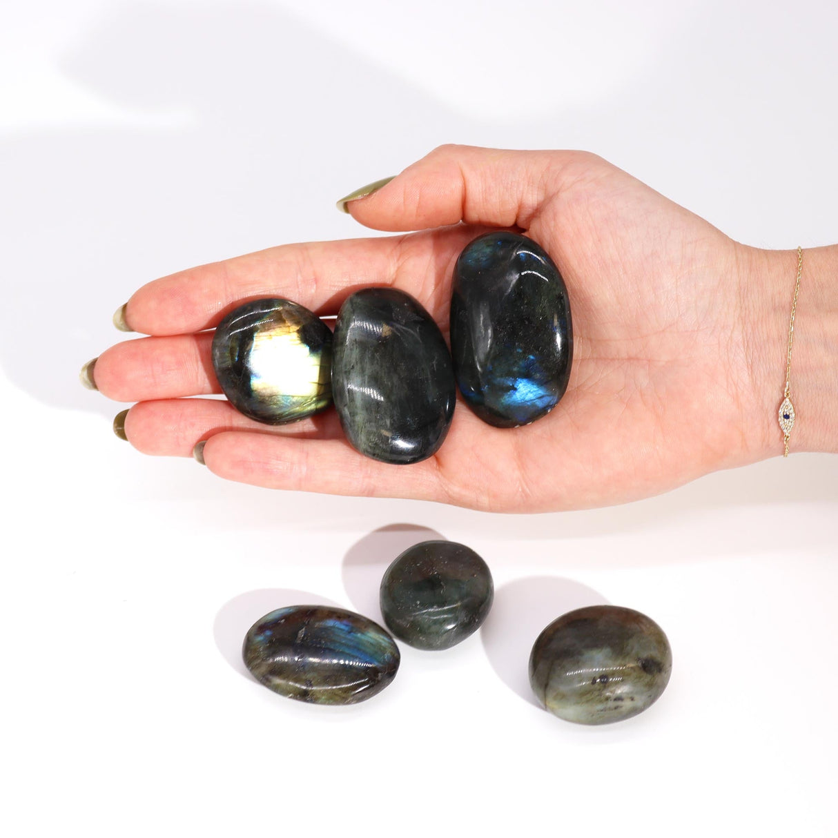 Madagascar Labradorite Palm Stone (approx 25 - 30gms 55 - 60mm) - SHAMTAM.COM