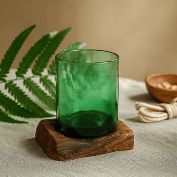 Vidrio fundido sobre madera de botella de cerveza reciclada