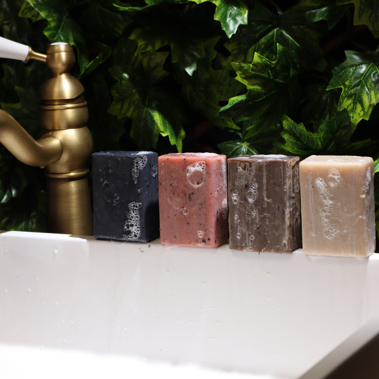 Natural Honey Oatmeal Hand & Body Soap with Kaolin Clay - Vegan, Made in UK, 140g - SHAMTAM.COM