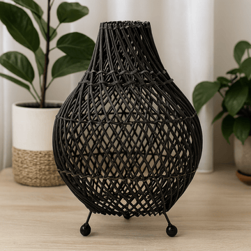 Lampe de table en rotin noire prise UK