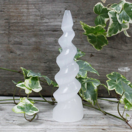 Selenite Spiral Unicorn Horn Tower - 15 cm - SHAMTAM.COM