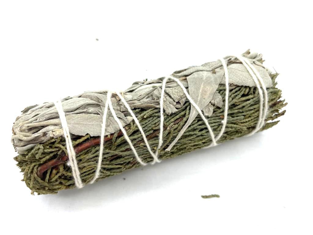 White Sage & Juniper Smudge Stick 10cm - SHAMTAM.COM