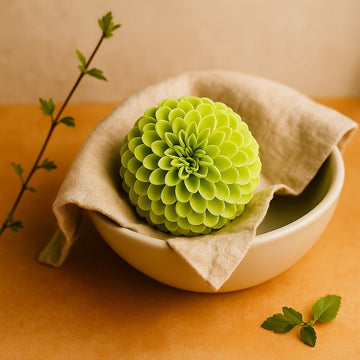 Flores de jabón pequeñas de crisantemo verde claro, paquete de 10