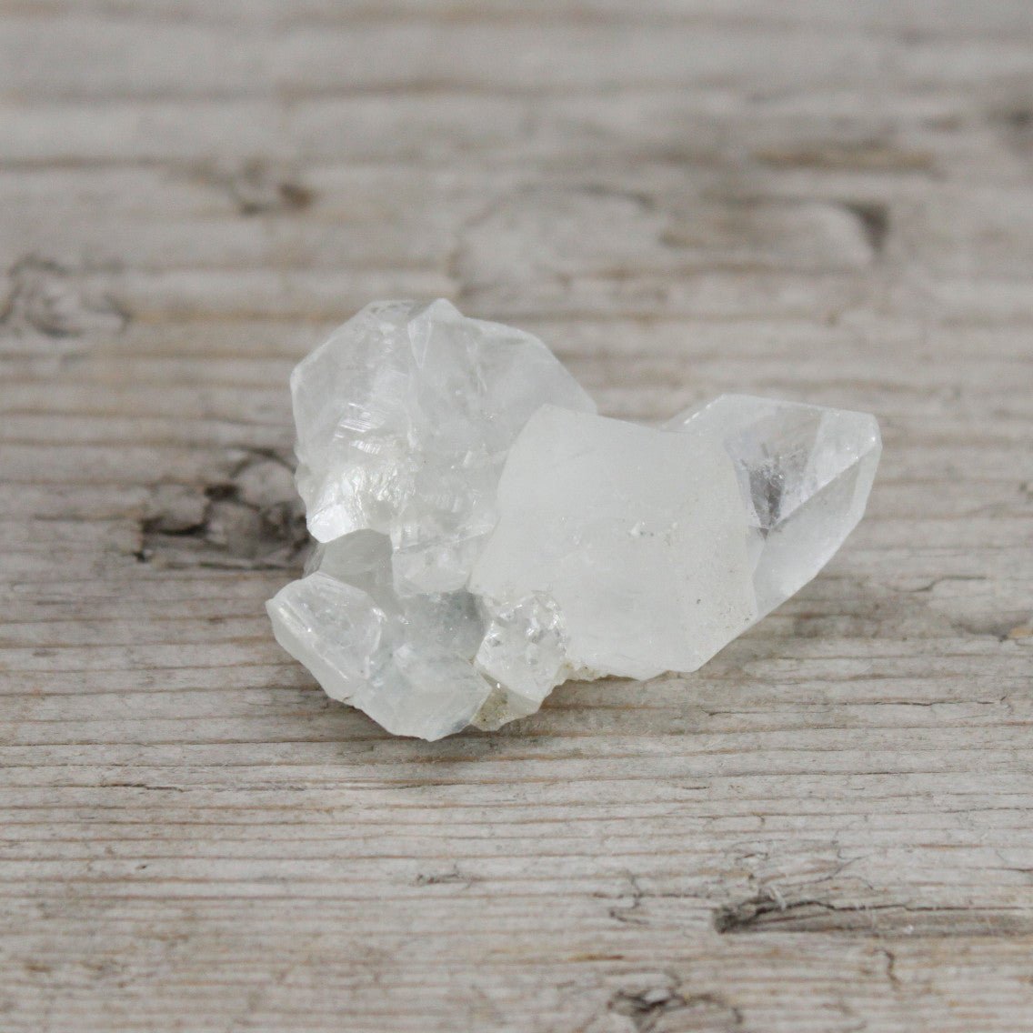 White Apophyllite Clusters Gemstones Crystal 20 - 30mm - SHAMTAM.COM