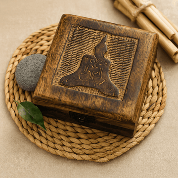 Fa emléktartó doboz, négyzet Buddha 13x13x6cm