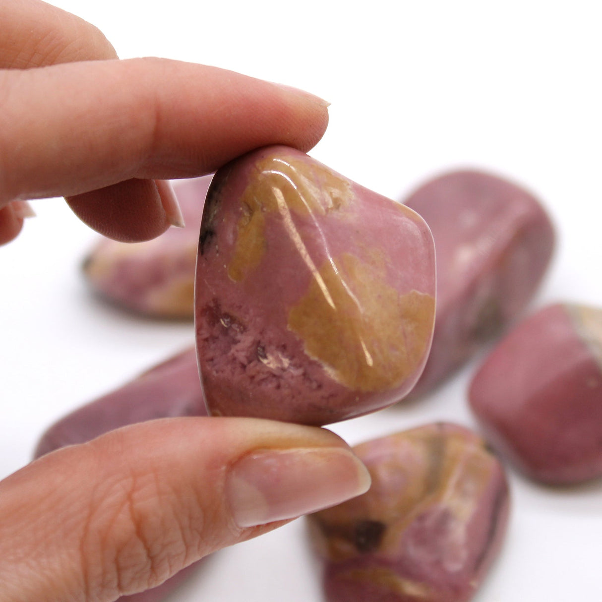 Rhodonite Tumbled Stones XL - SHAMTAM.COM